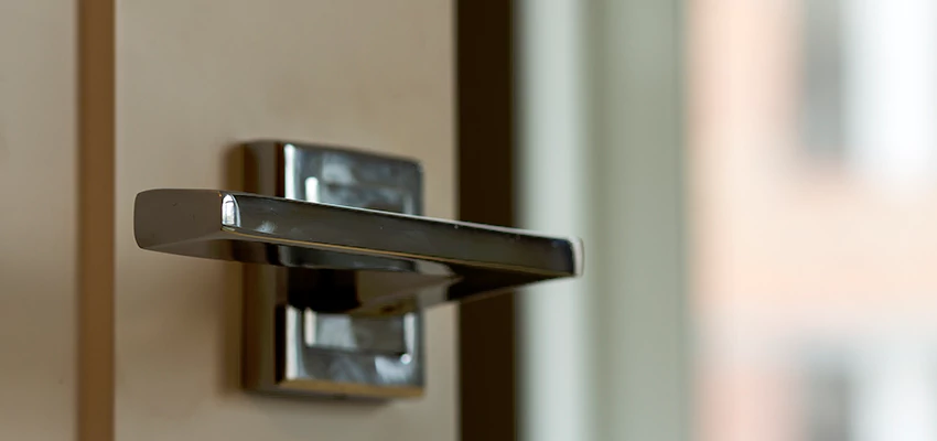 Door Lever Knob Repair in Lucerne Valley, California