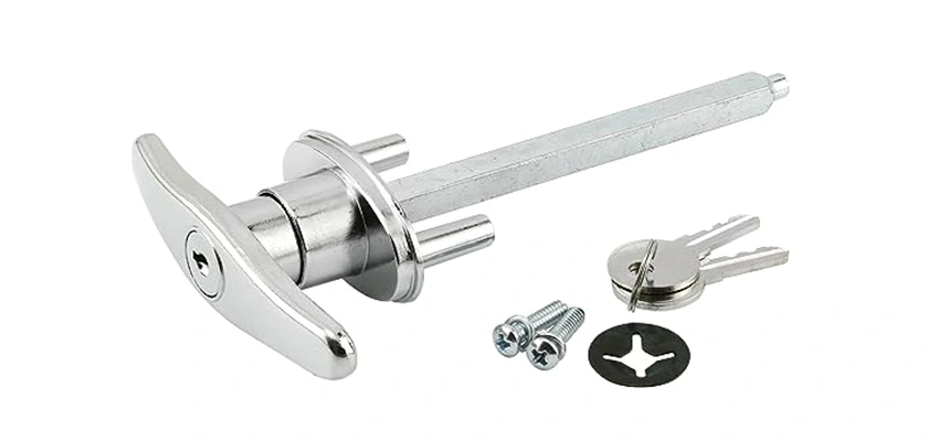 Old Style Garage Door Locks Replacements in Lucerne Valley, California