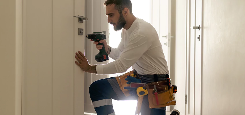 Mailbox Lock Installation Expert in Lucerne Valley, California