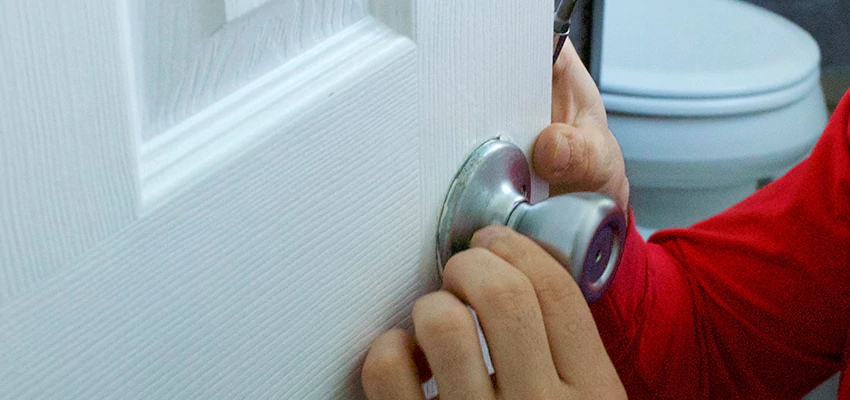 Vintage Door Knob Replacement in Lucerne Valley, CA